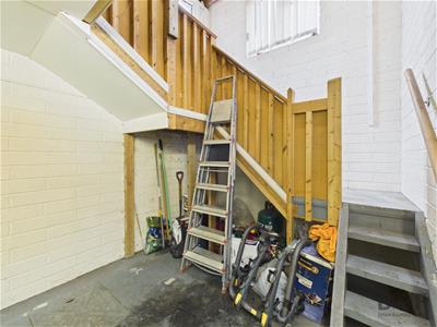 Picture 30